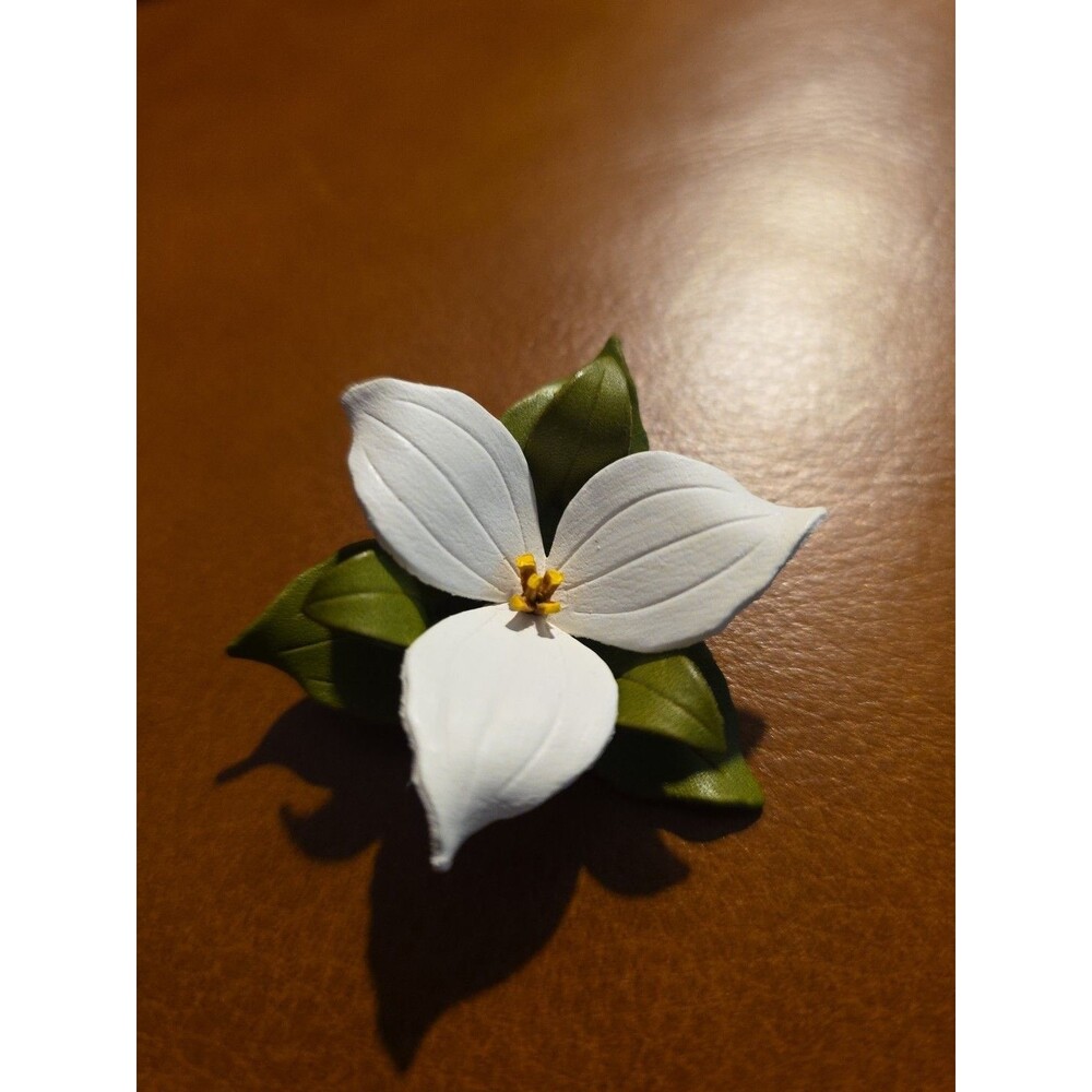 Trillium Lily Brooch made of leather